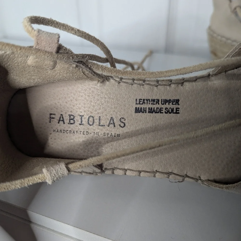 Fabiolas Womens Shoes Spain leather Espadrille Beige Tan Size 40 uS 9.5